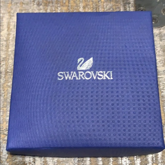 Swarovski gold plated necklace - Picture 3 of 3